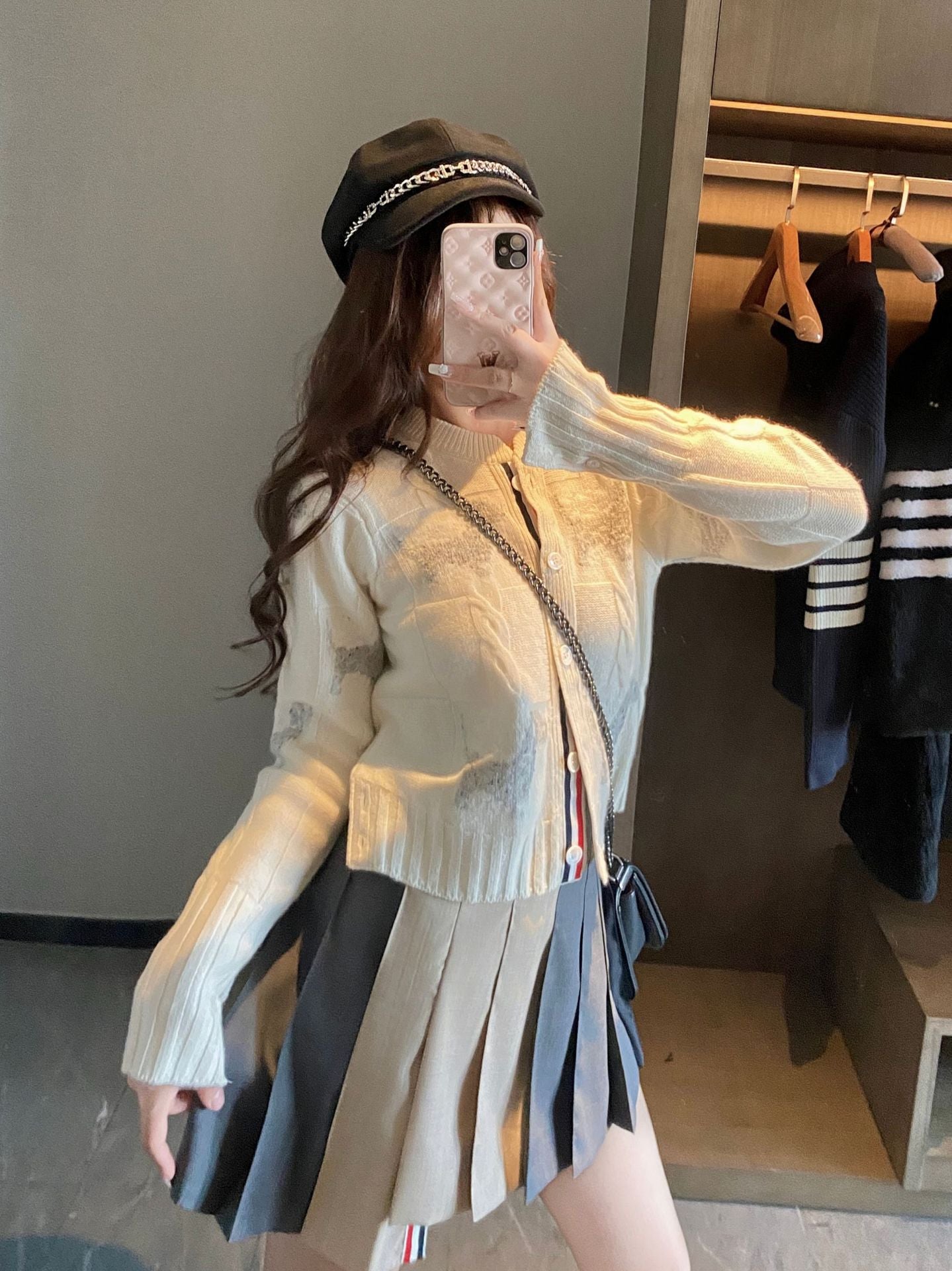Colorblock pleated skirt