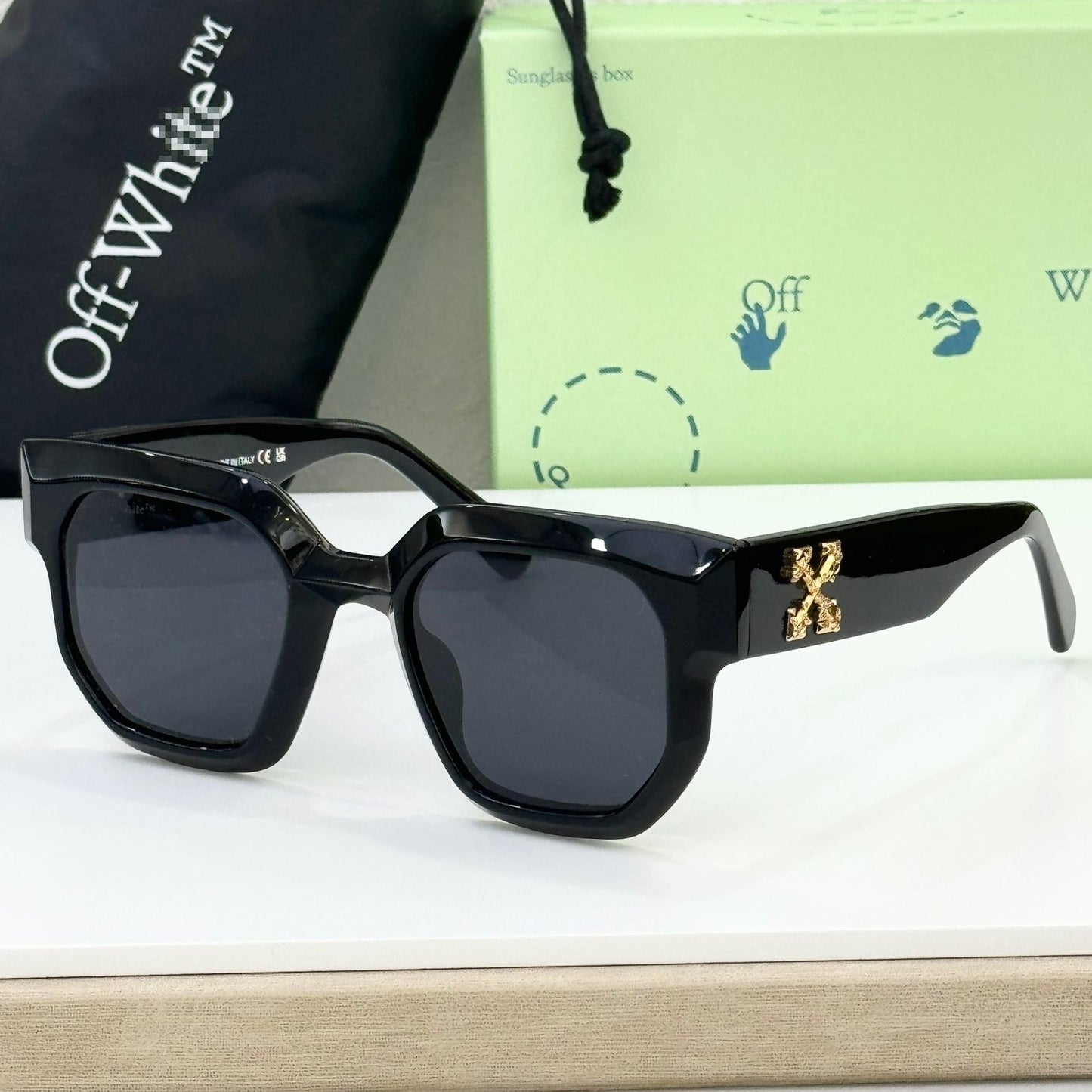 OFF Arrow logo sunglasses#014