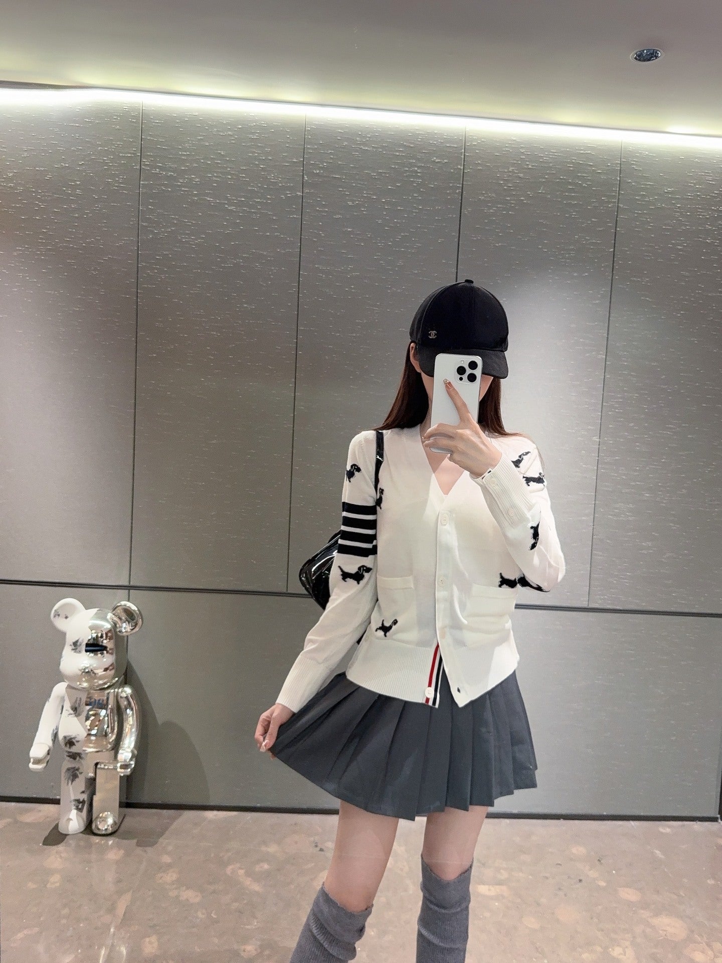 Knitted cardigan