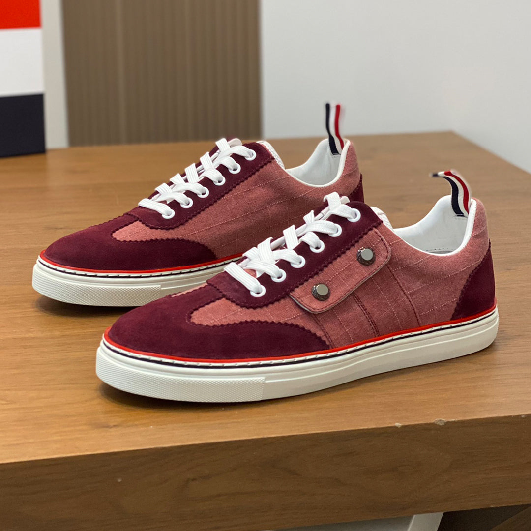 Leather sneakers