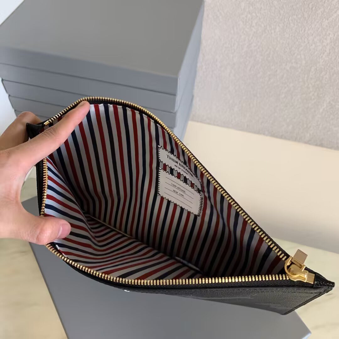 Top-grade cowhide clutch