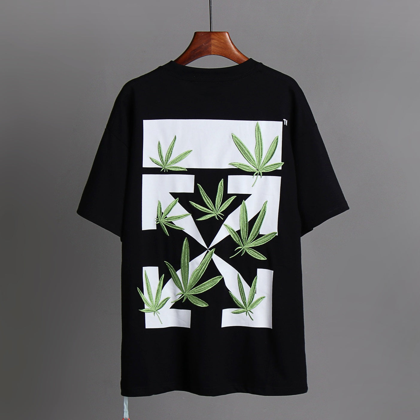 OFF Arrow sign T-shirt#50