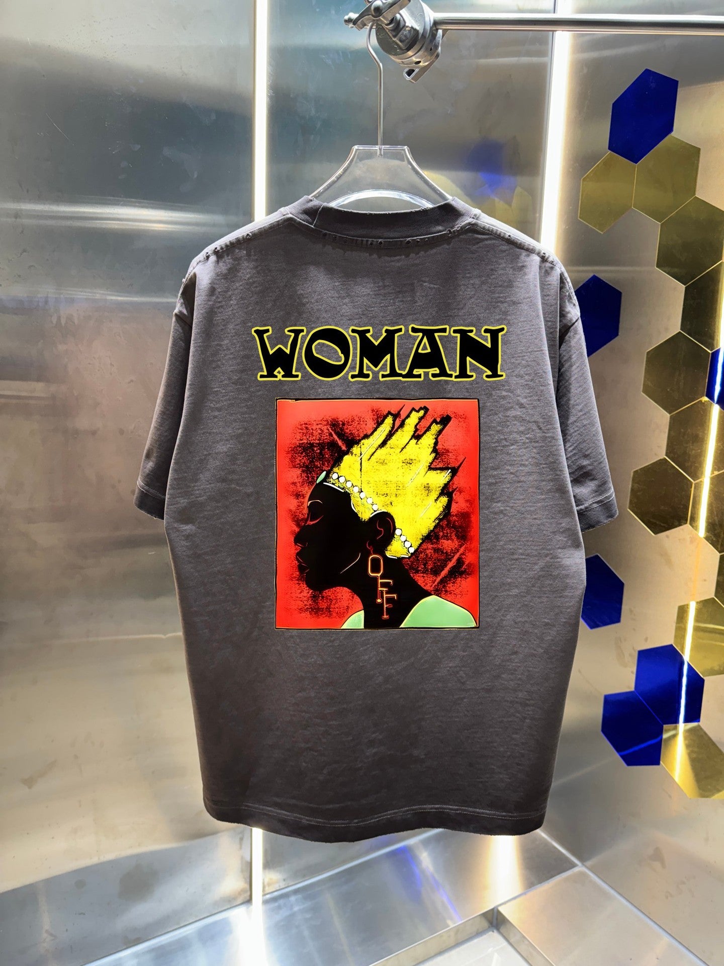 OFF Distressed graphic T-shirt