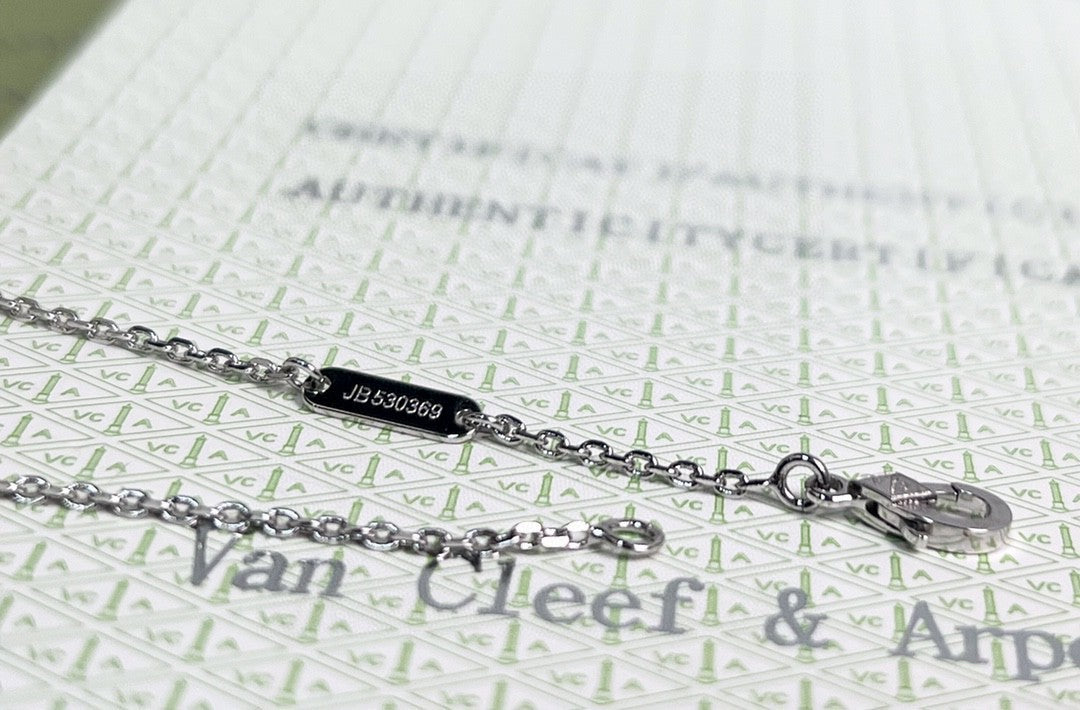 Van Cleef & Arpels Clover Necklace