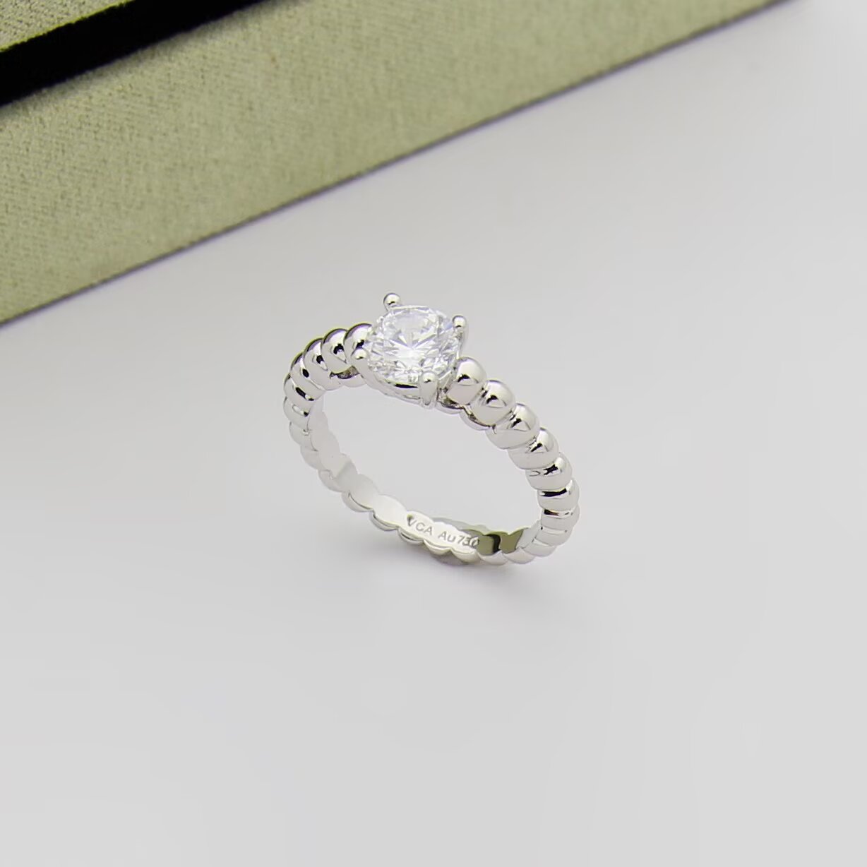 Van Cleef & Arpels Solitaire Ring