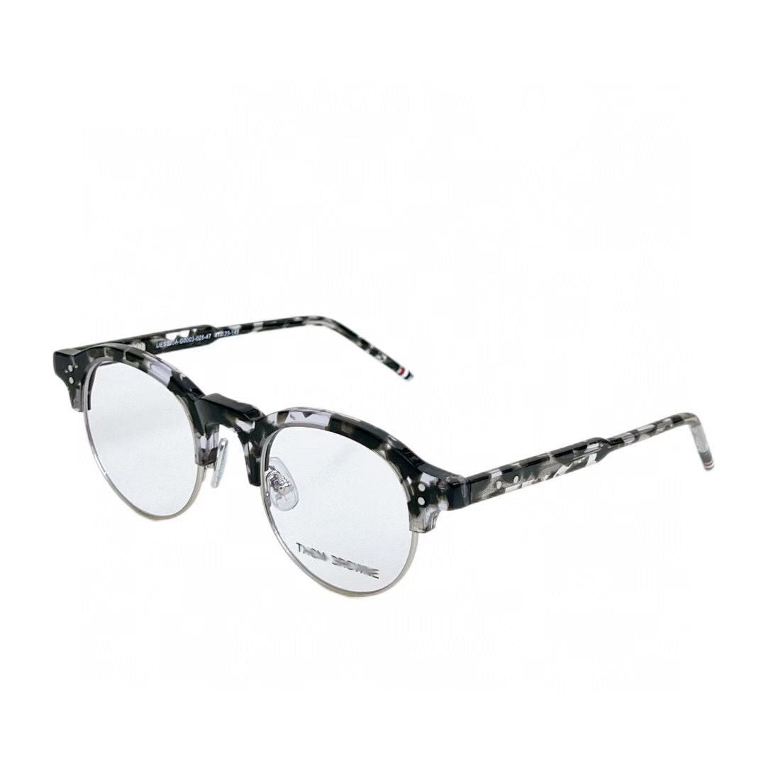 Classic style sunglasses