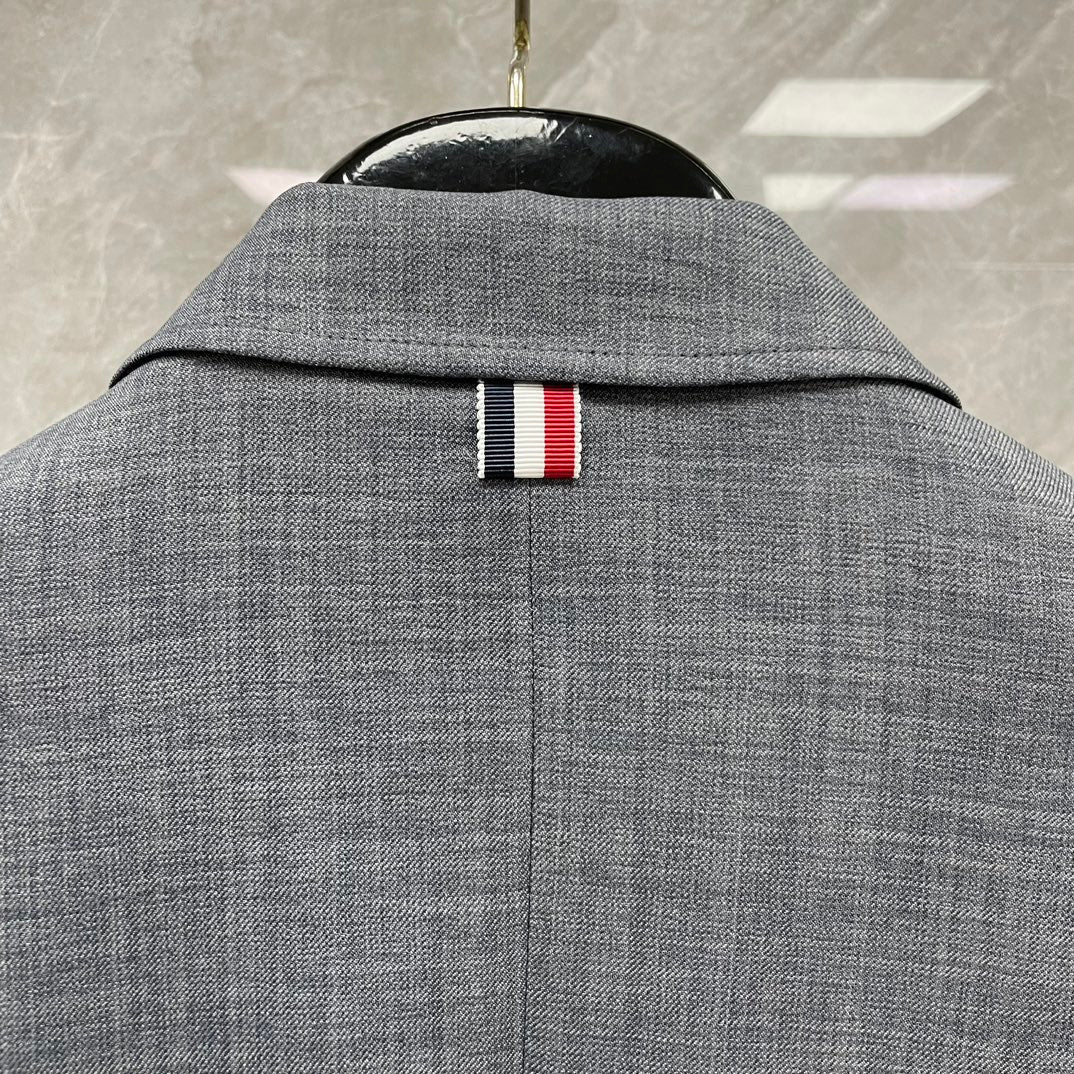 New Model Men's Suits