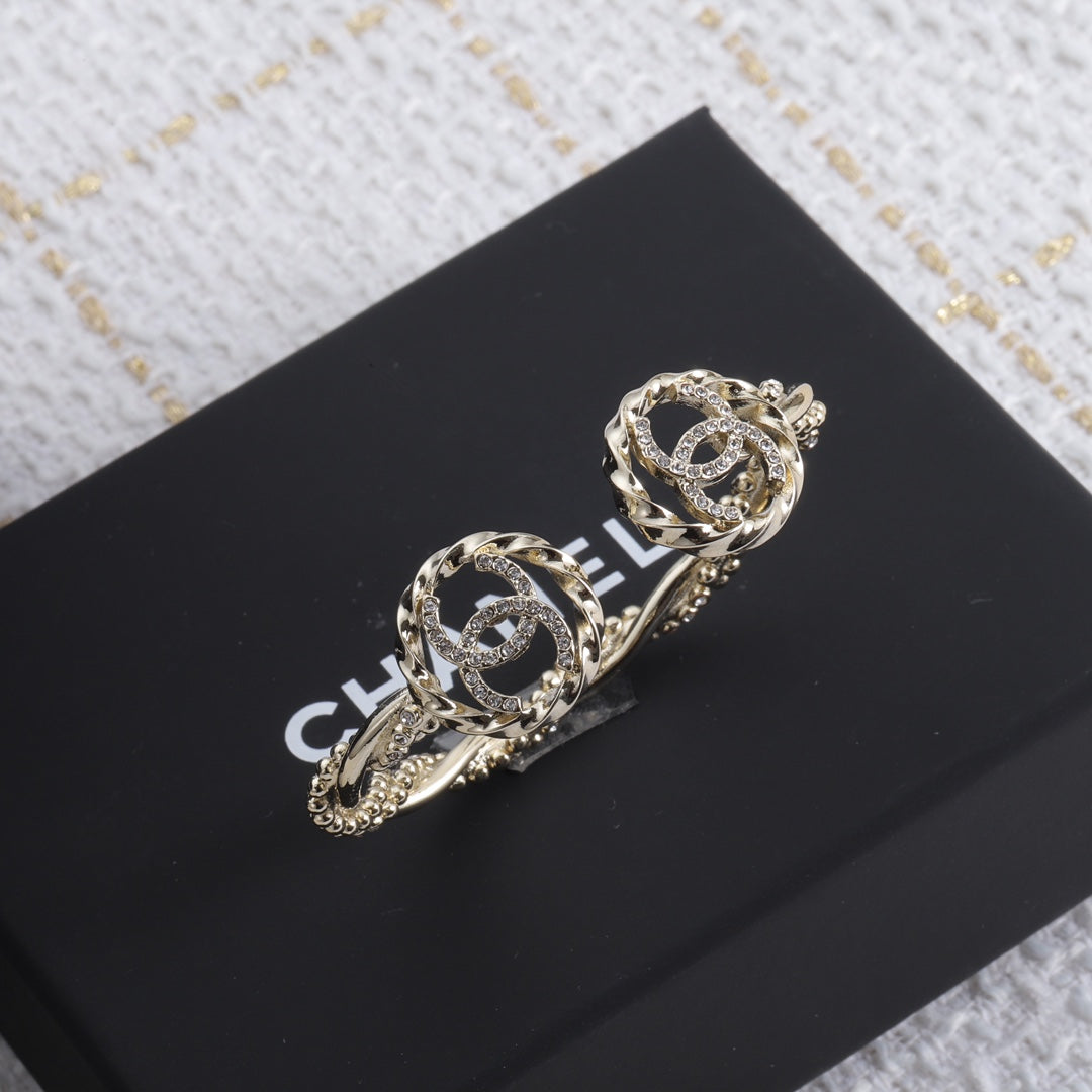 18K Double Chanel Open Bracelet