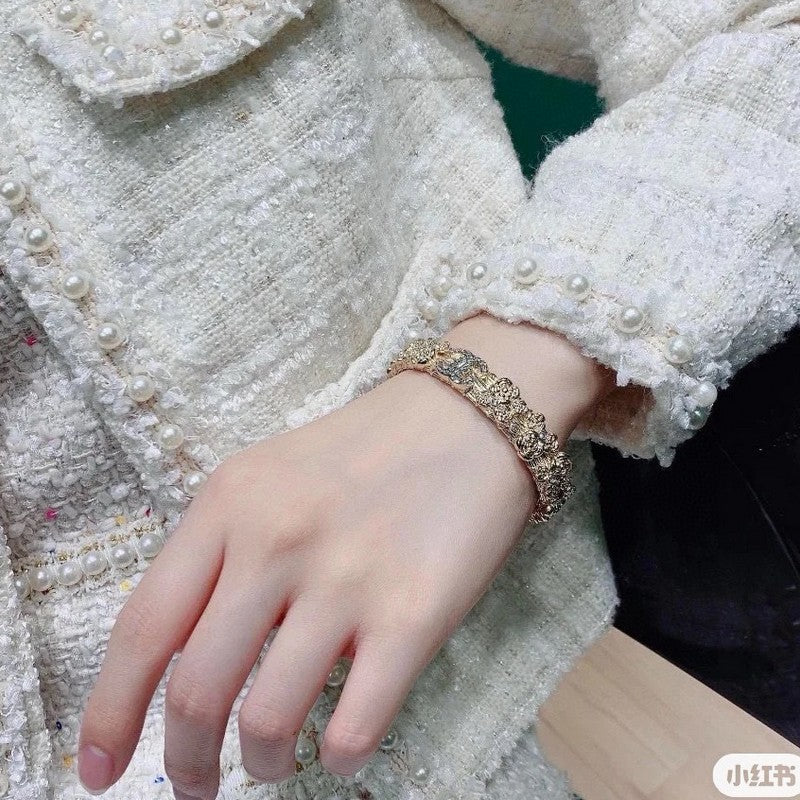 18K Chanel Flower Diamond Cuff Bracelet