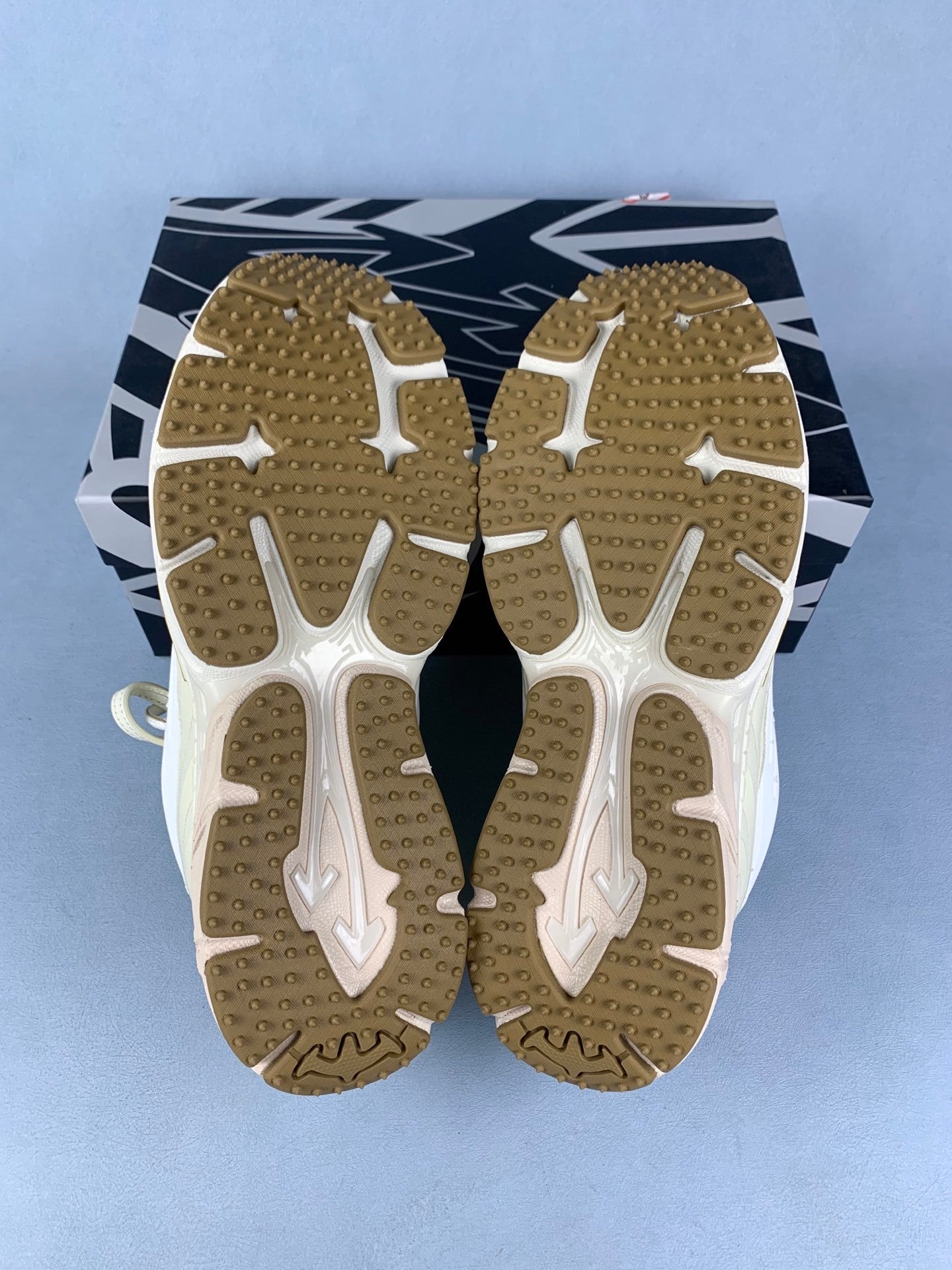 Off Beige Sneakers