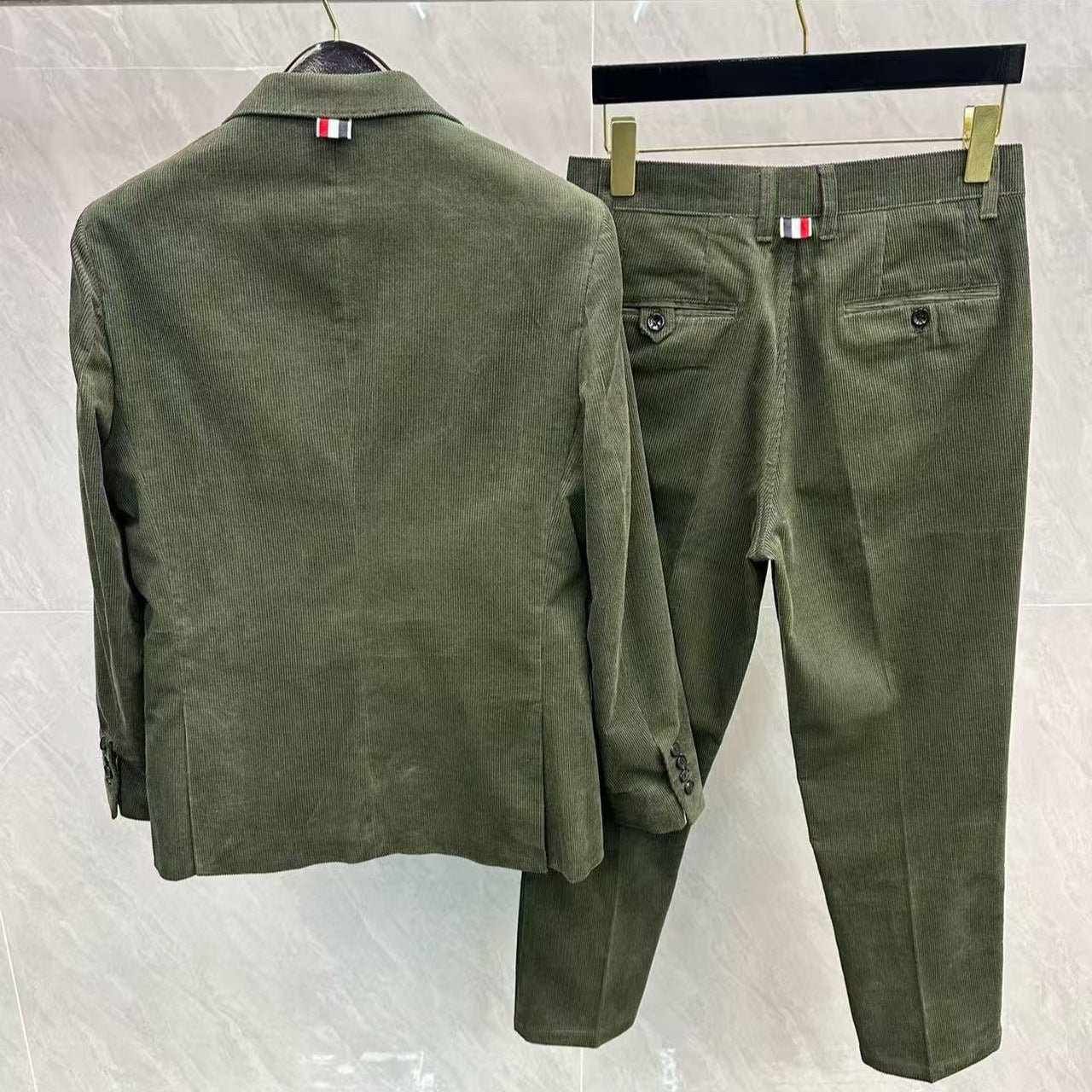 Corduroy cropped trousers