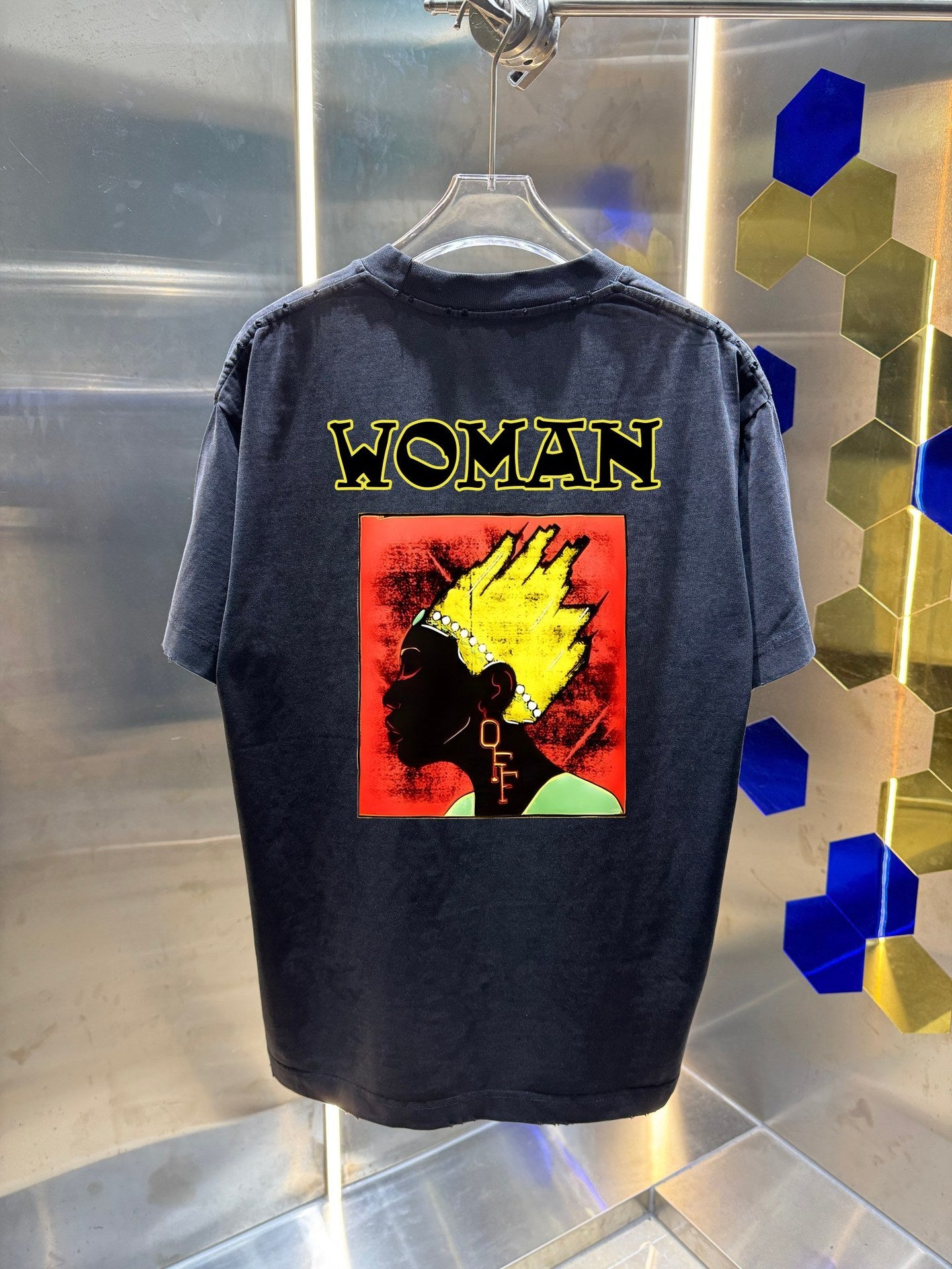 OFF  Distressed graphic T-shirt