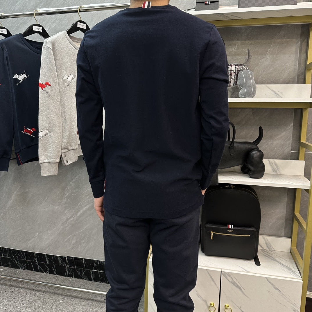 Long-sleeved cotton T-shirt