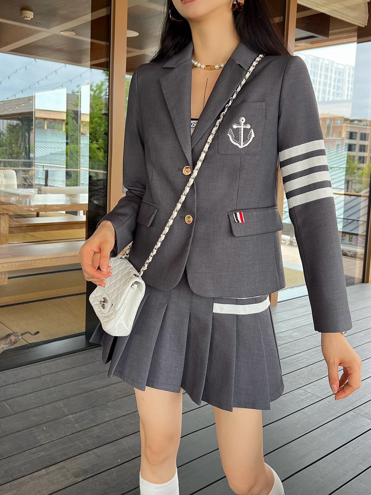 Suit jacket + skirt