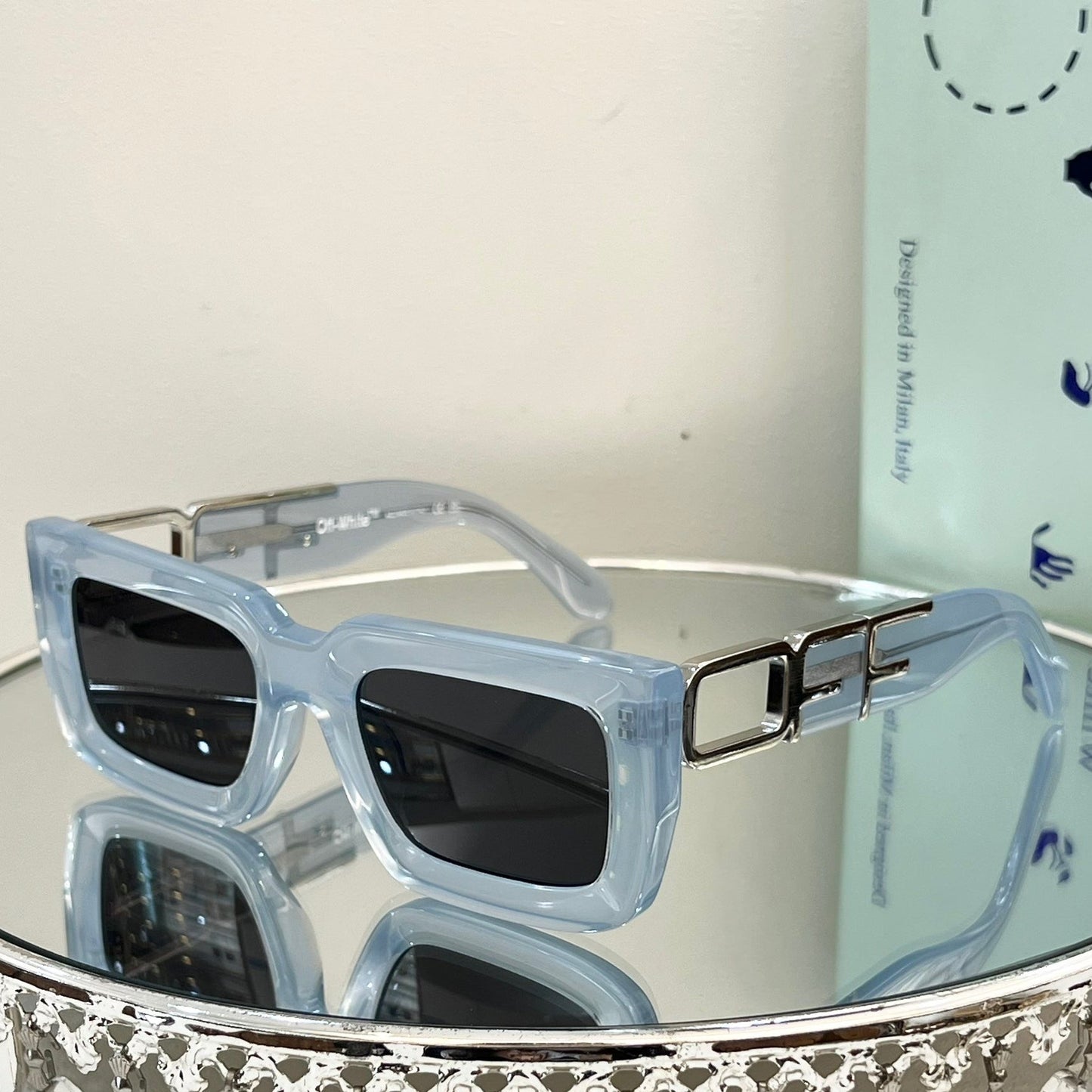 OFF  Arrow logo sunglasses#073