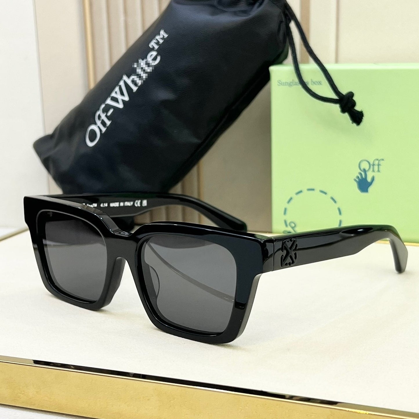 OFF  Arrow logo sunglasses#111