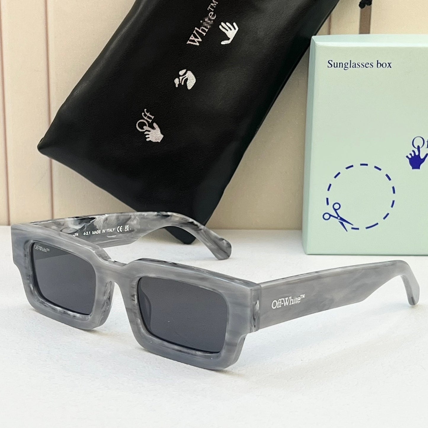OFF  Arrow logo sunglasses#089