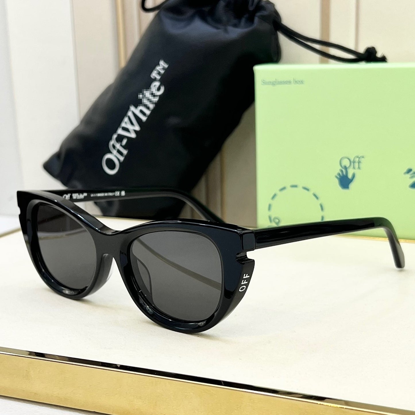 OFF Arrow logo sunglasses#097