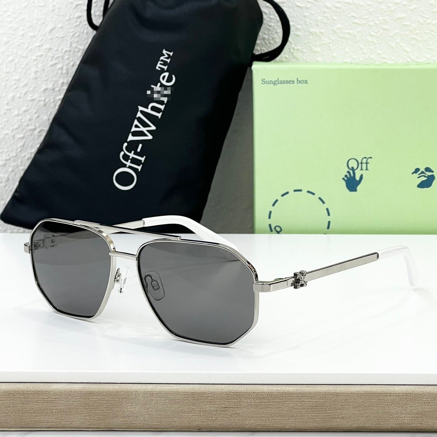 OFF  Arrow logo sunglasses#044