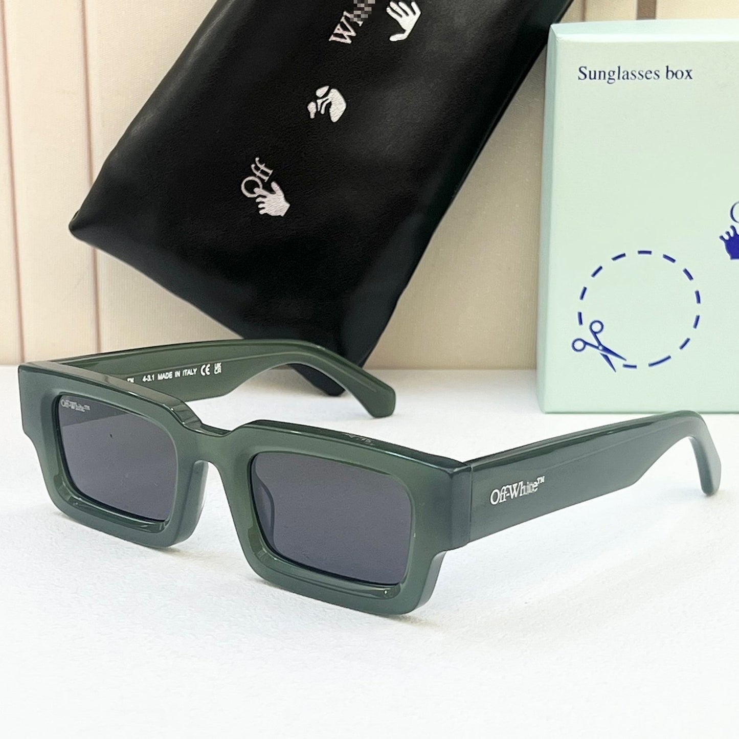 OFF  Arrow logo sunglasses#089