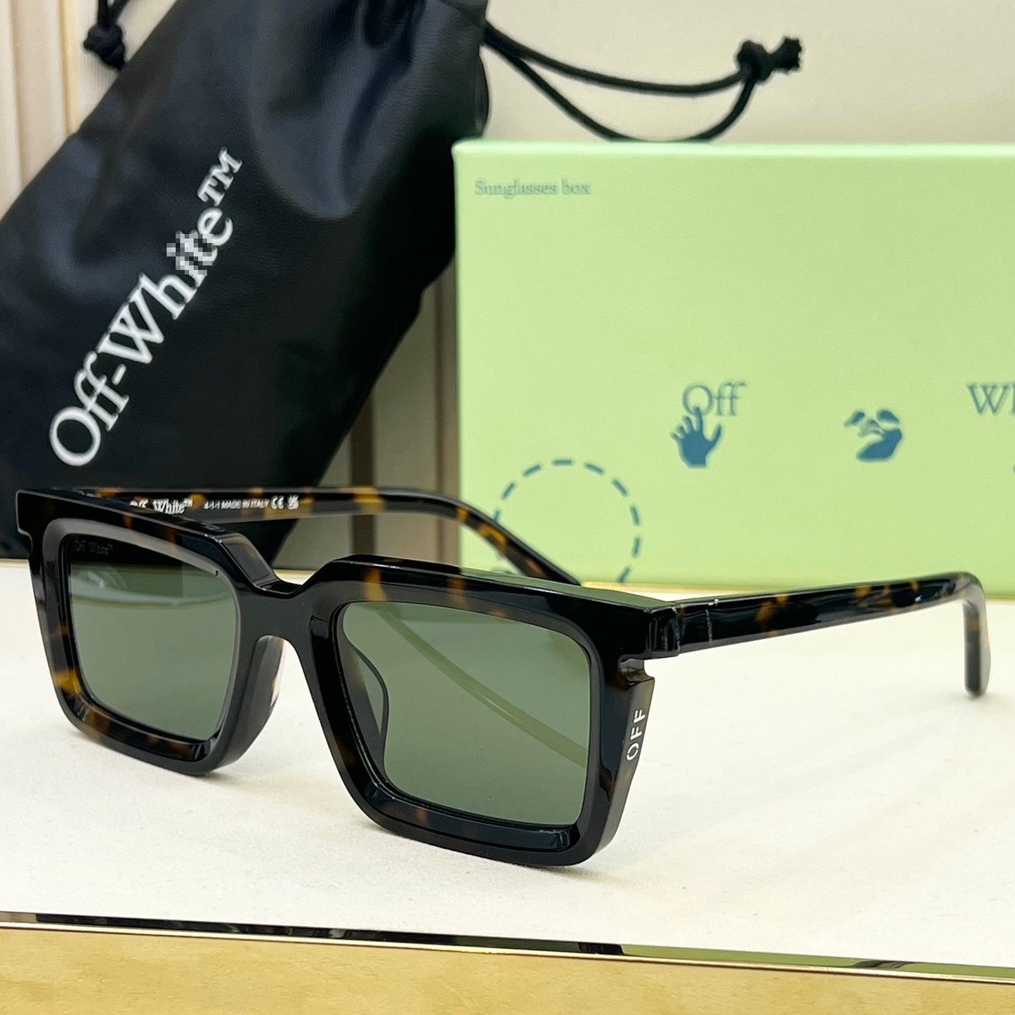 OFF Arrow logo sunglasses#113