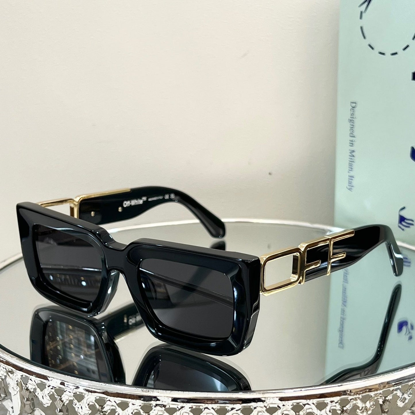 OFF  Arrow logo sunglasses#073