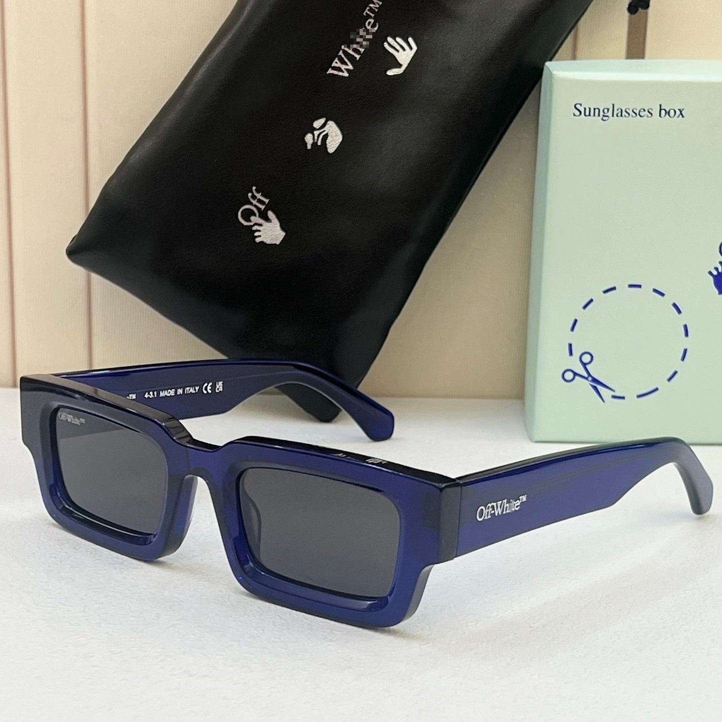 OFF  Arrow logo sunglasses#089