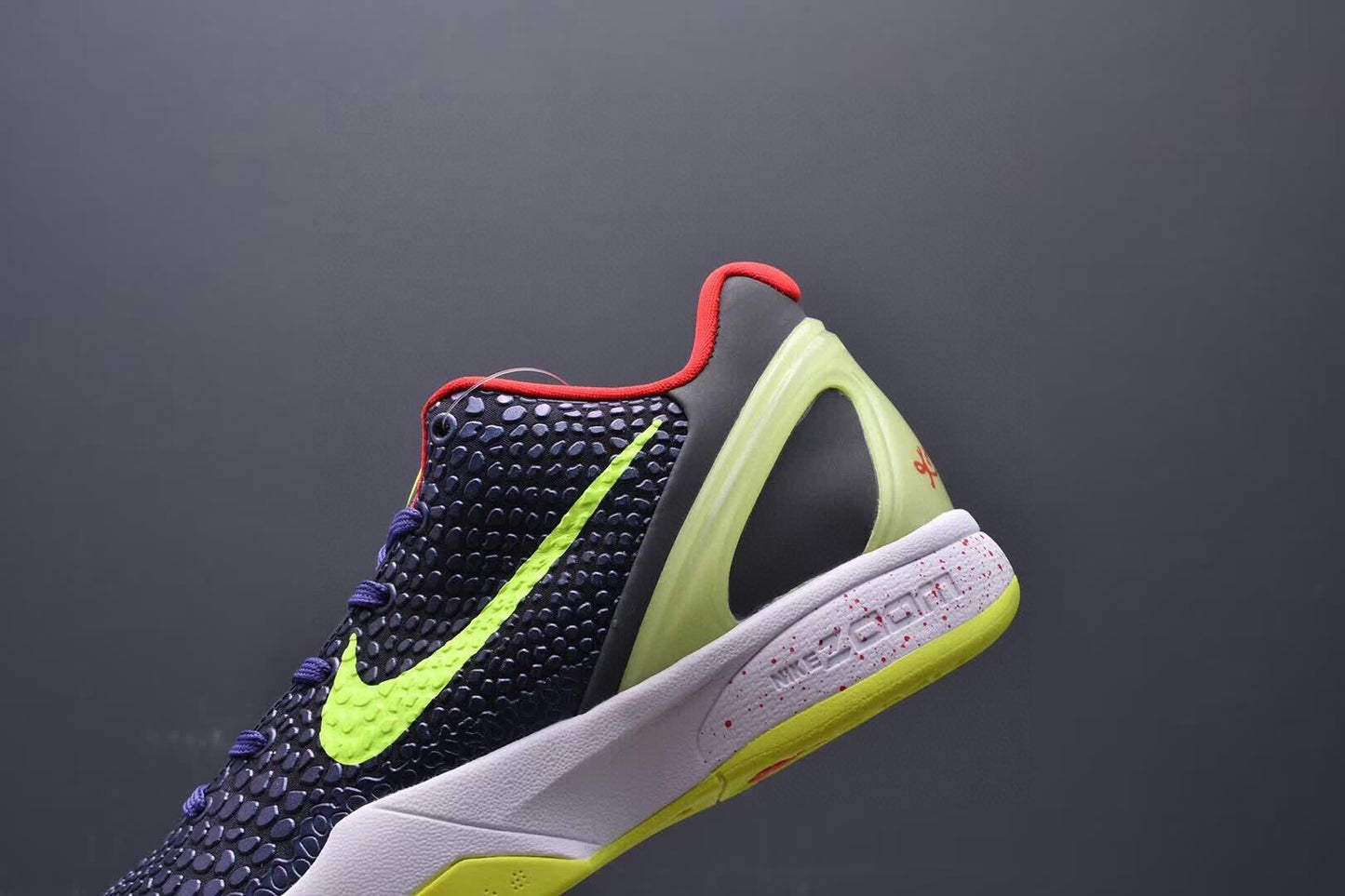 Nike Zoom Kobe 6 Low-Top Basketball Shoes
