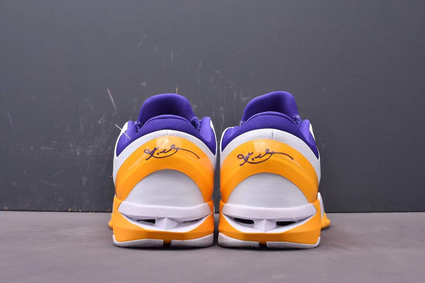 Nike Zoom Kobe 7 Low-Top Basketball Shoes