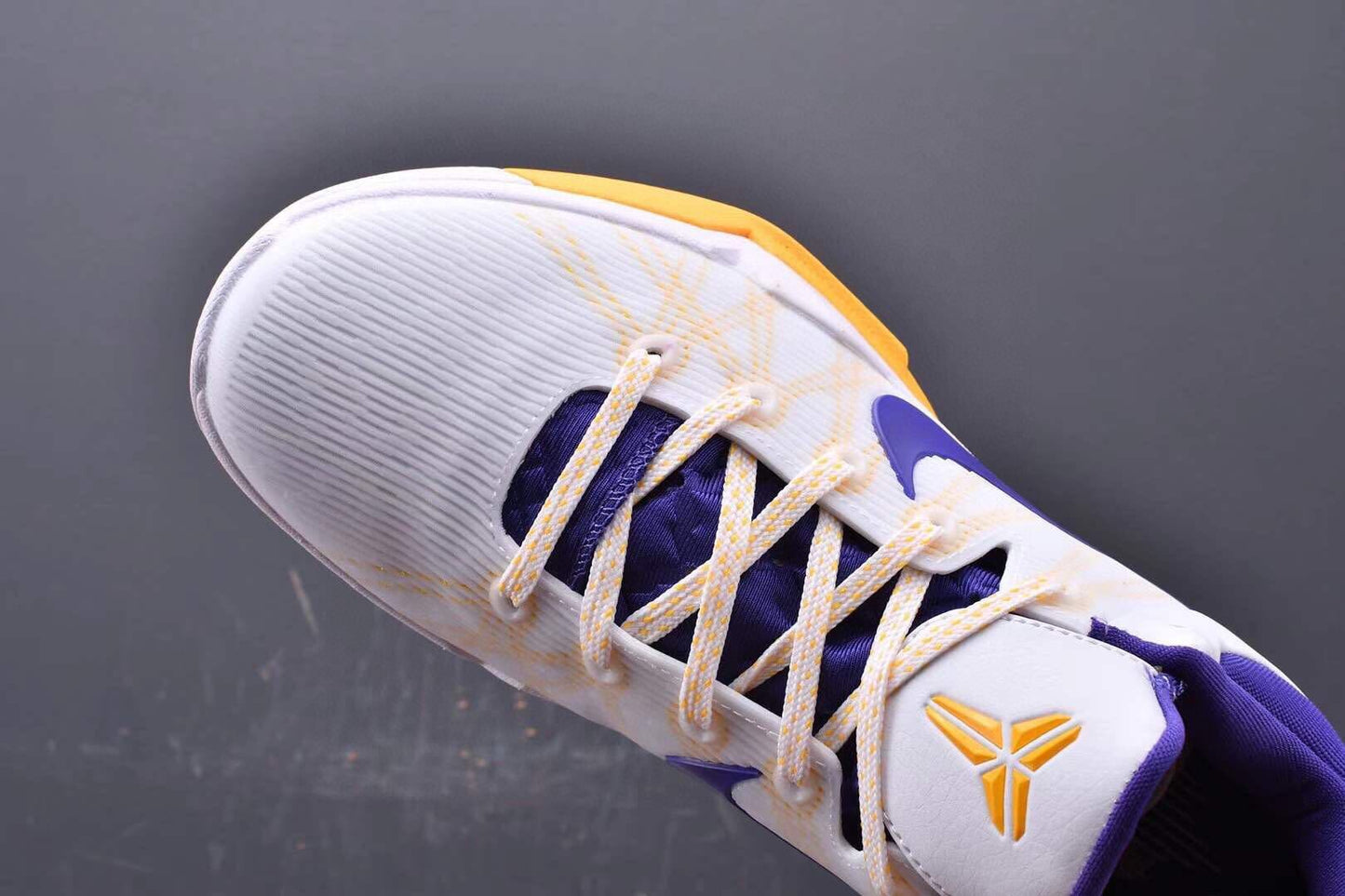 Nike Zoom Kobe 7 Low-Top Basketball Shoes