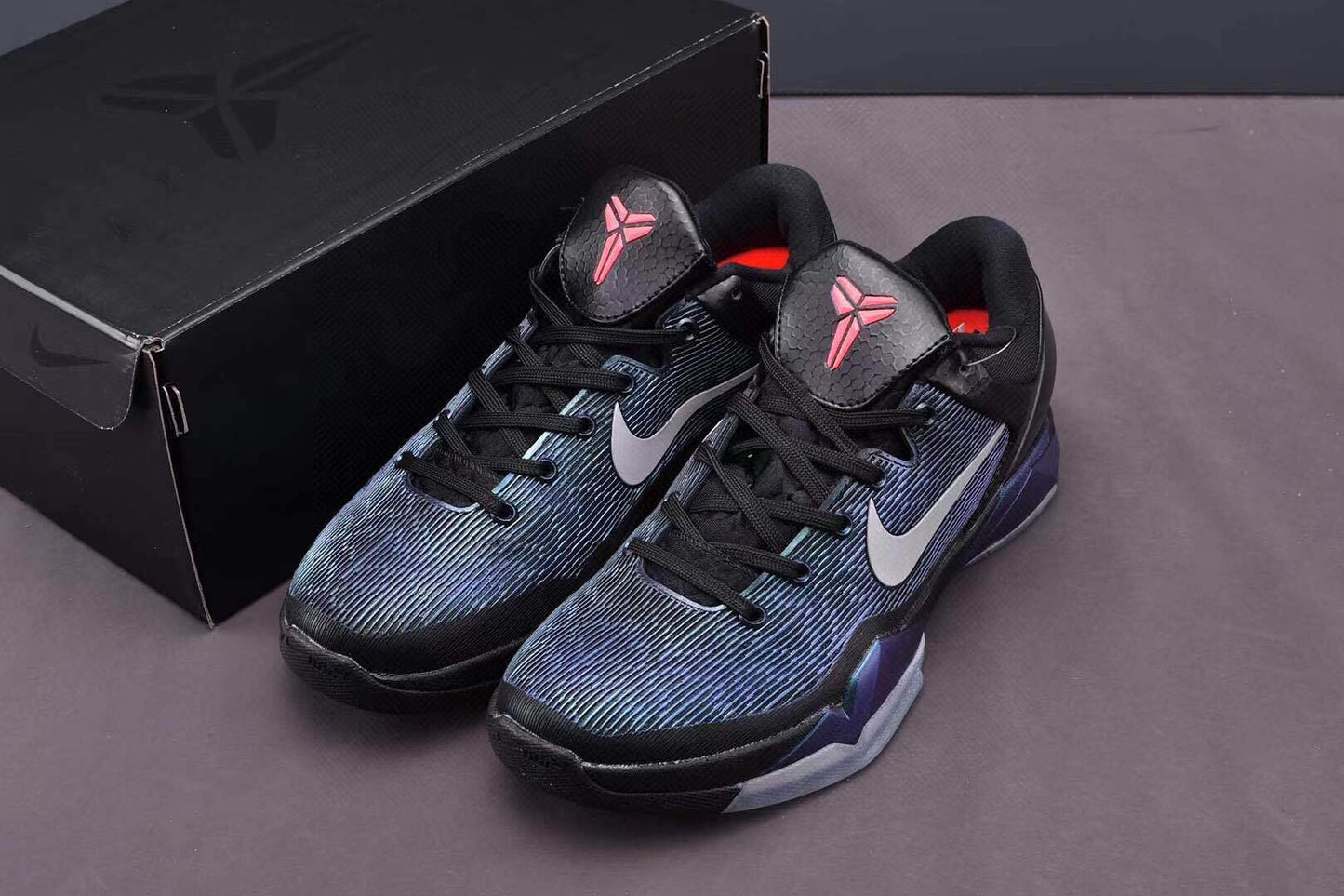 Nike Zoom Kobe 7 Low-Top Basketball Shoes