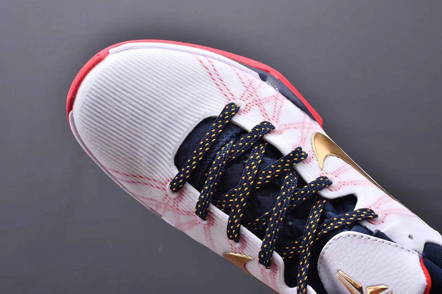 Nike Zoom Kobe 7 Low-Top Basketball Shoes