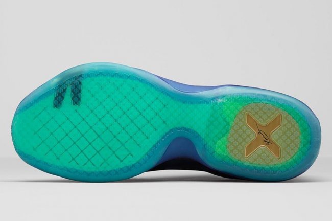 Nike Zoom Kobe 10 Low-Top Basketball Shoes