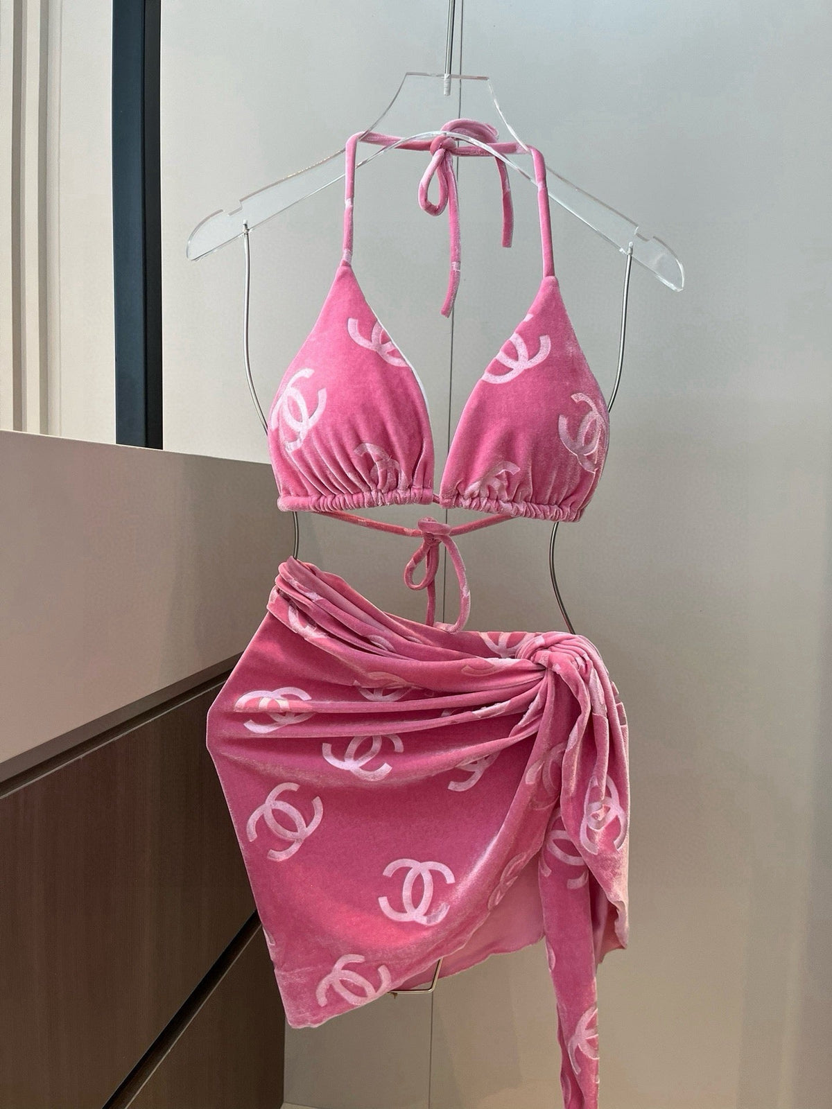 CHANEL BIKINI 25S TWO PIECE 748100