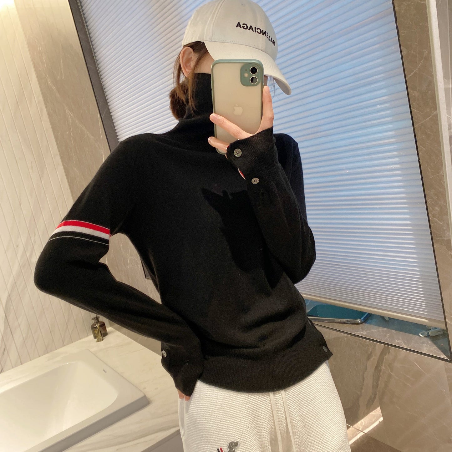 2025 Turtleneck sweater