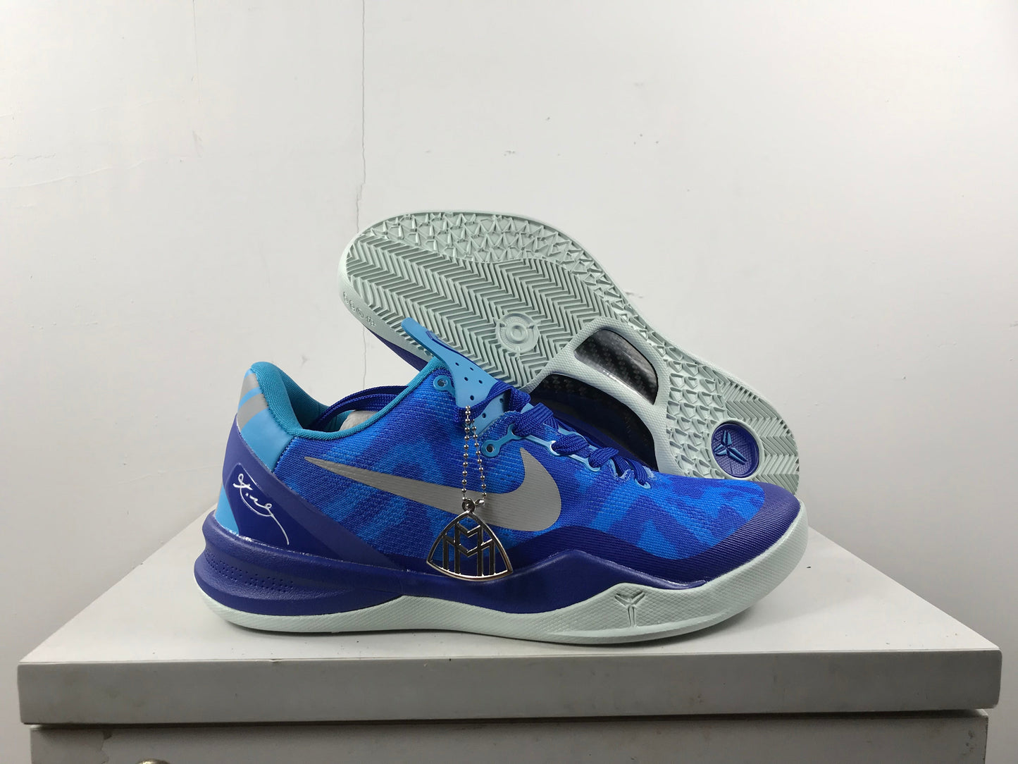 Nike Zoom Kobe 8 Basketball Shoes