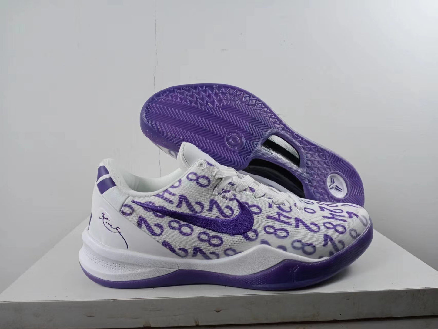 Nike Zoom Kobe 8 Basketball Shoes