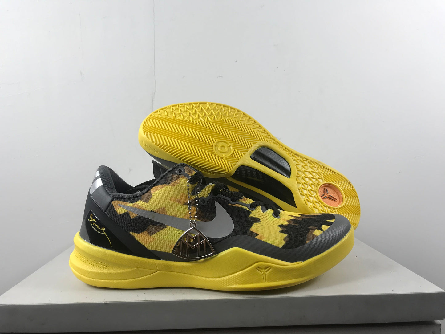 Nike Zoom Kobe 8 Basketball Shoes