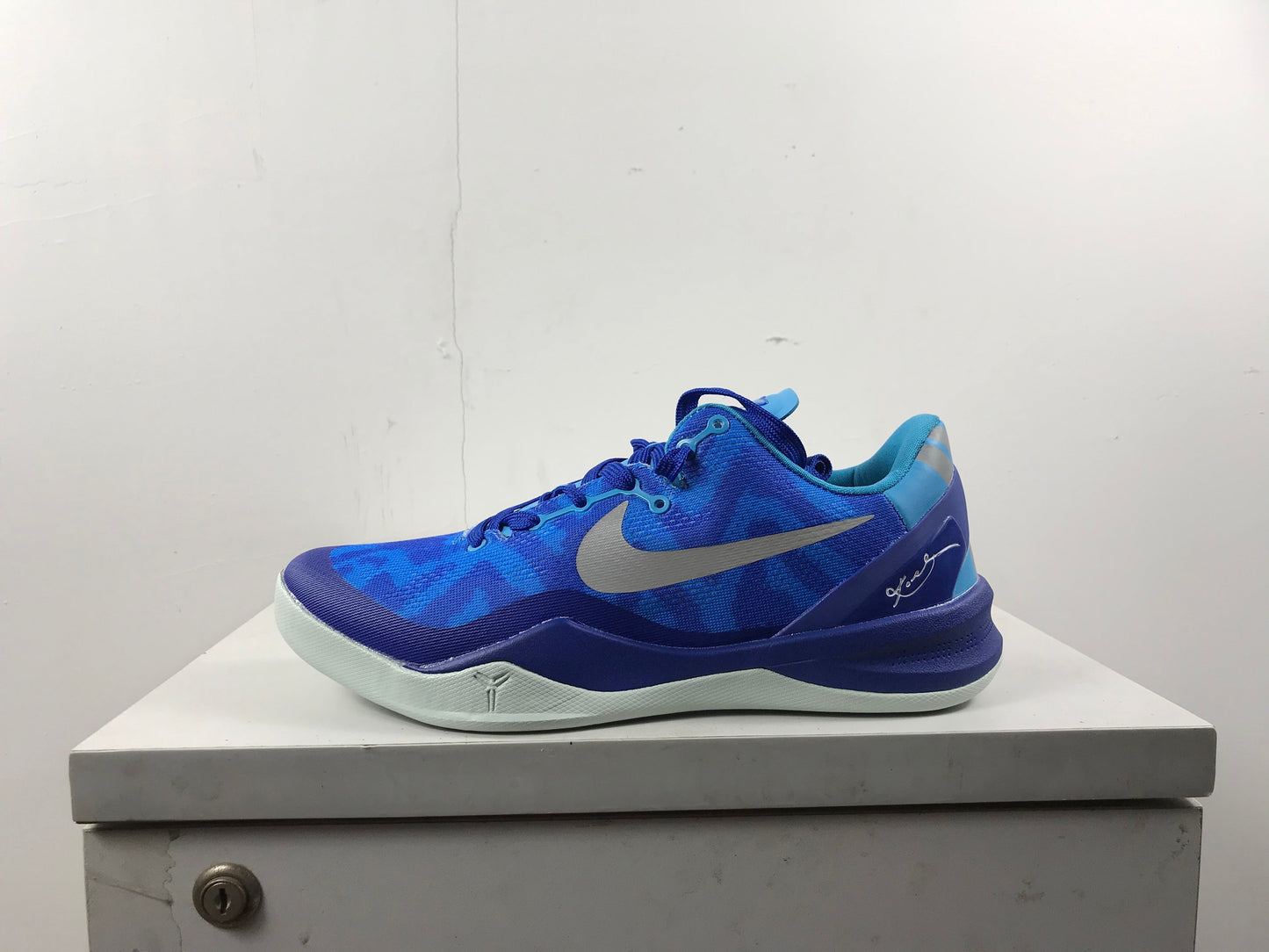 Nike Zoom Kobe 8 Basketball Shoes
