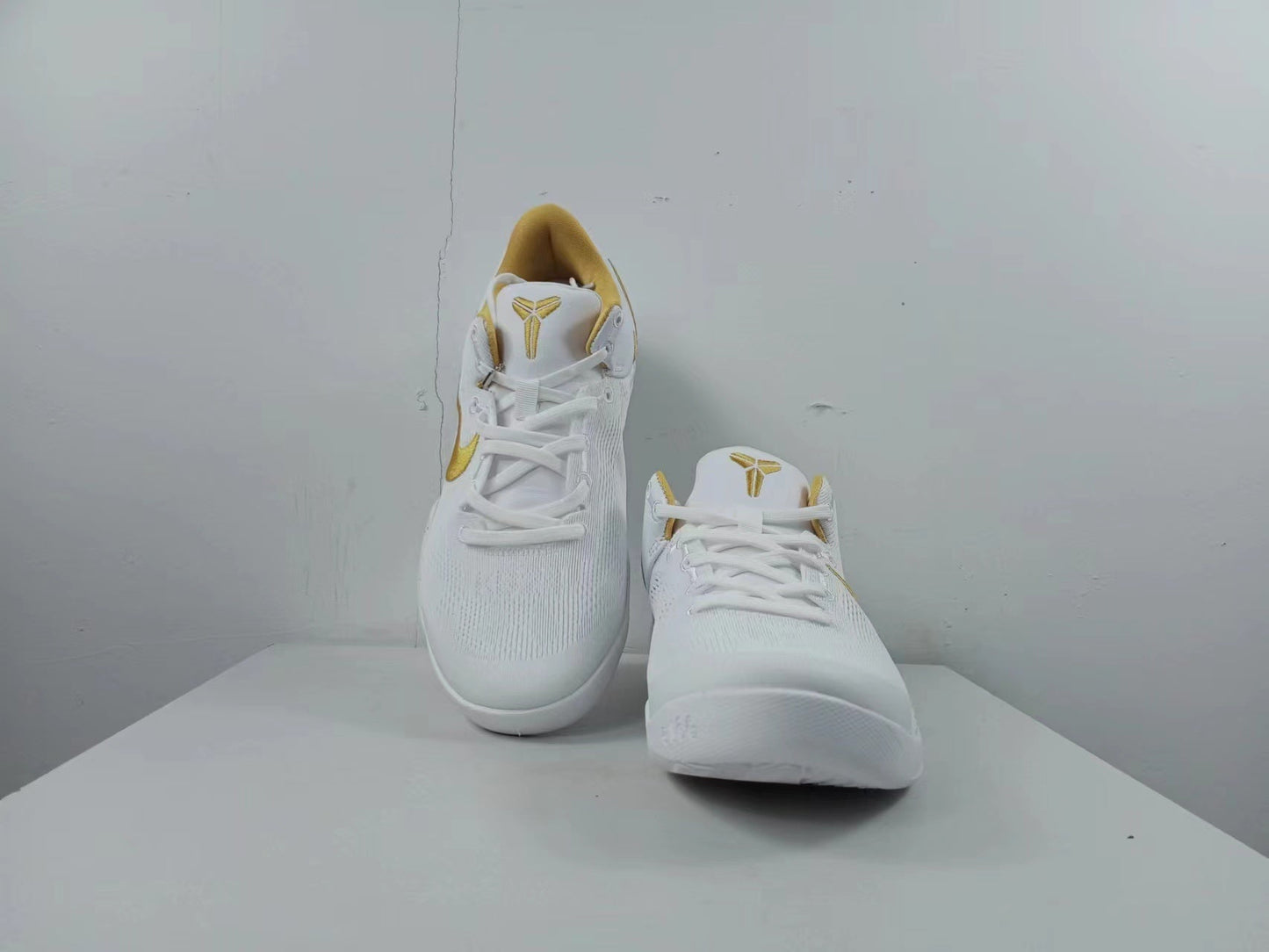 Nike Zoom Kobe 8 Basketball Shoes
