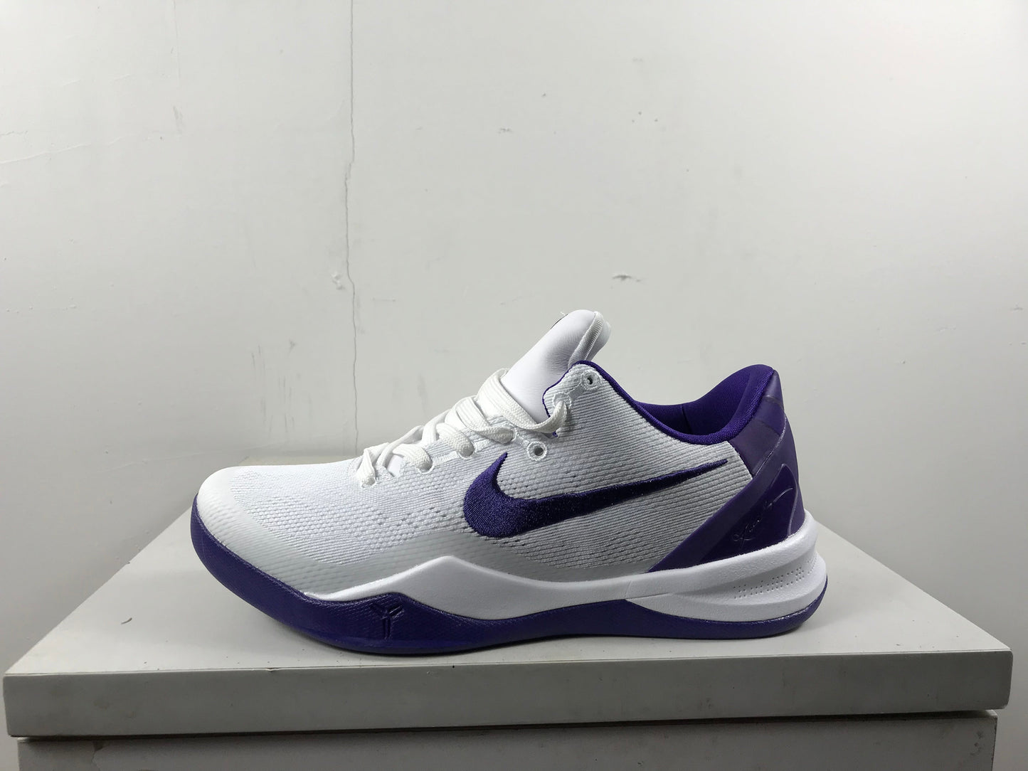 Nike Zoom Kobe 8 Basketball Shoes