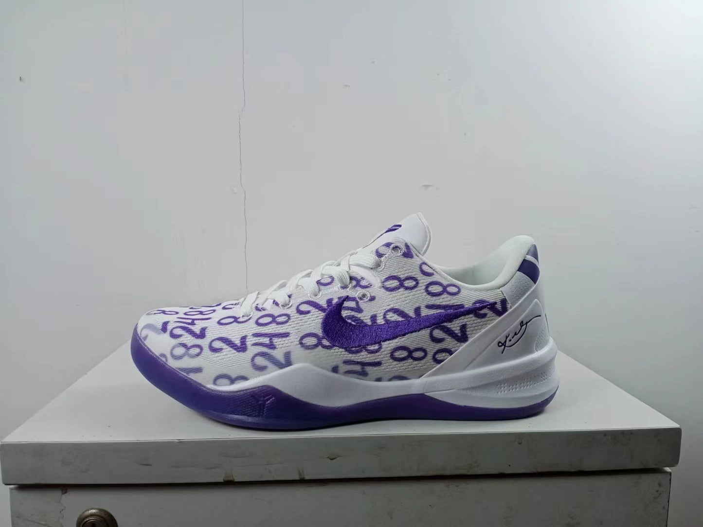 Nike Zoom Kobe 8 Basketball Shoes