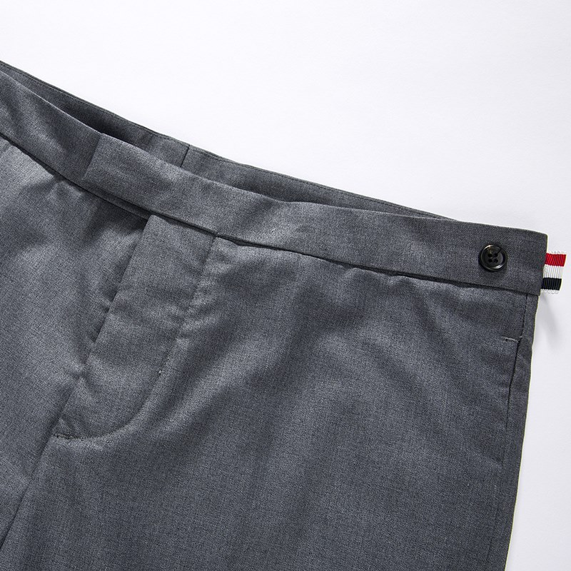 Ninth-point Pants Man