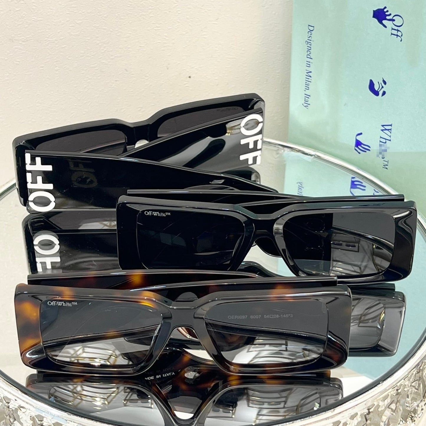 OFF Arrow logo sunglasses#097
