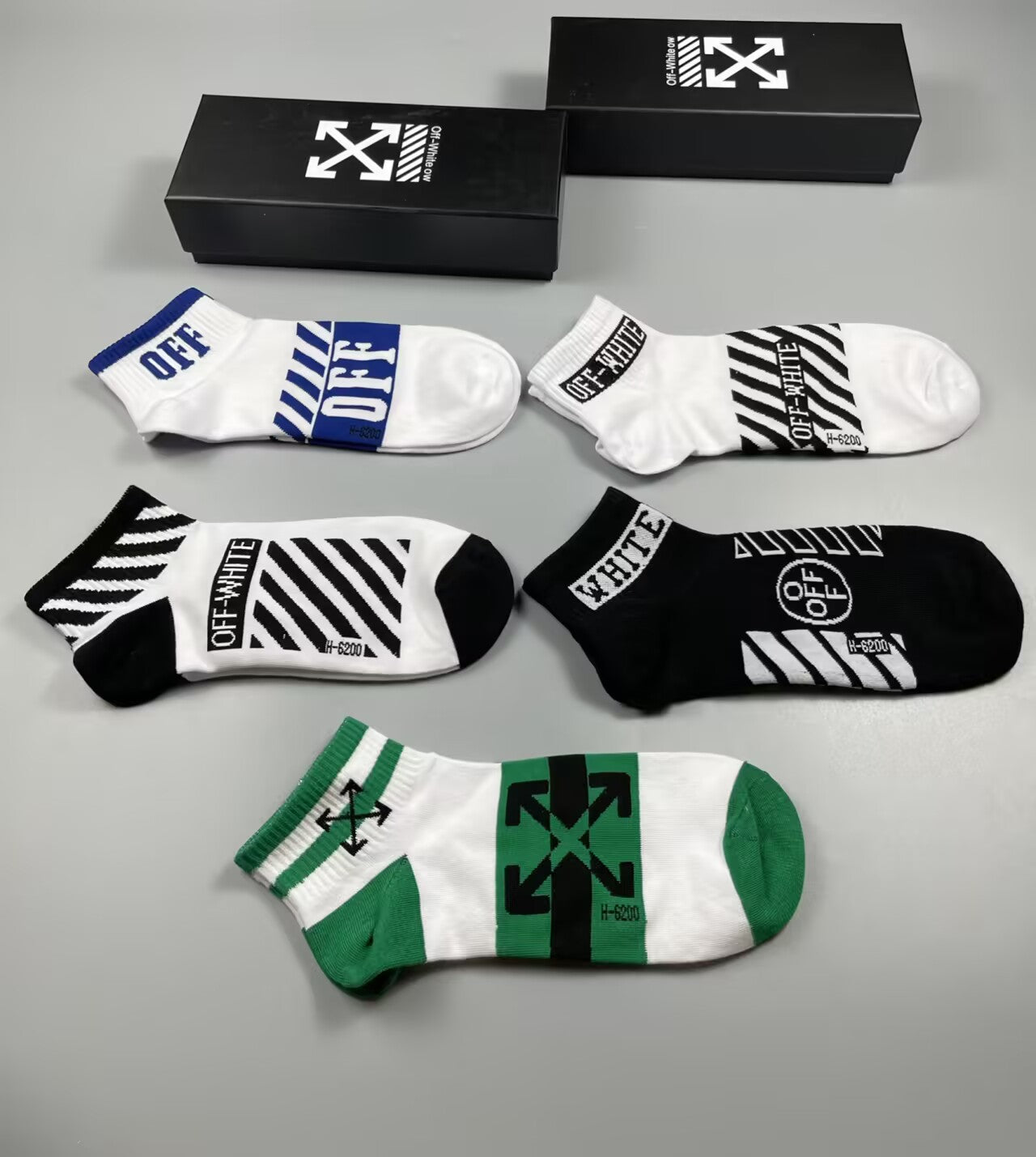 Off  Pure cotton low-cut socks