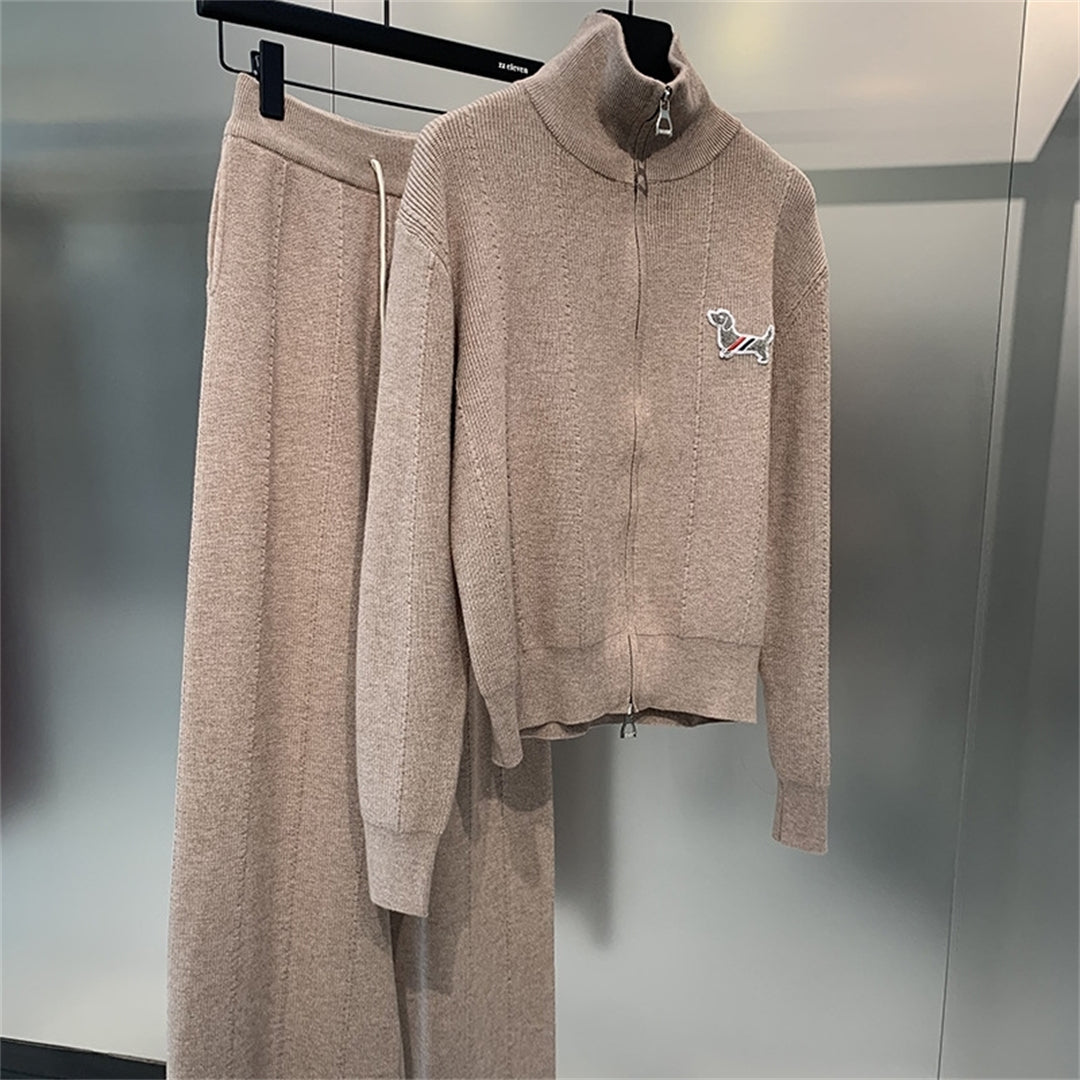 2025  Knitted suit