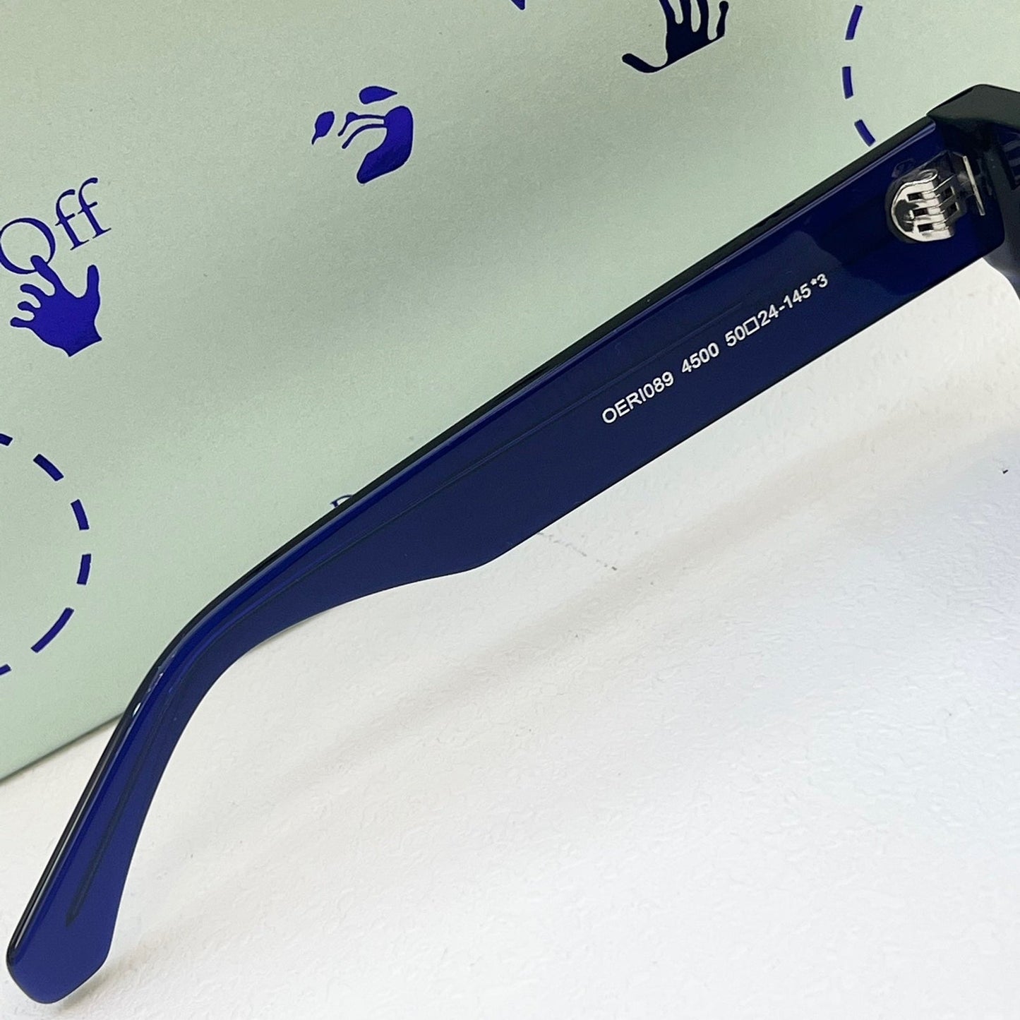 OFF  Arrow logo sunglasses#089