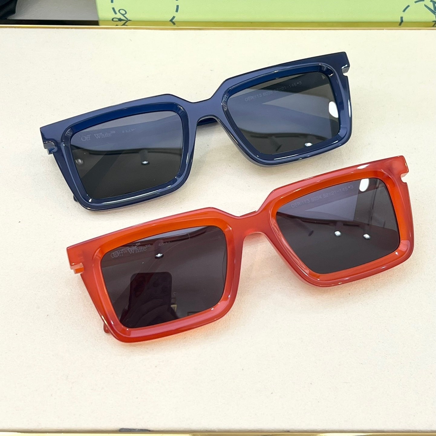 OFF Arrow logo sunglasses#113