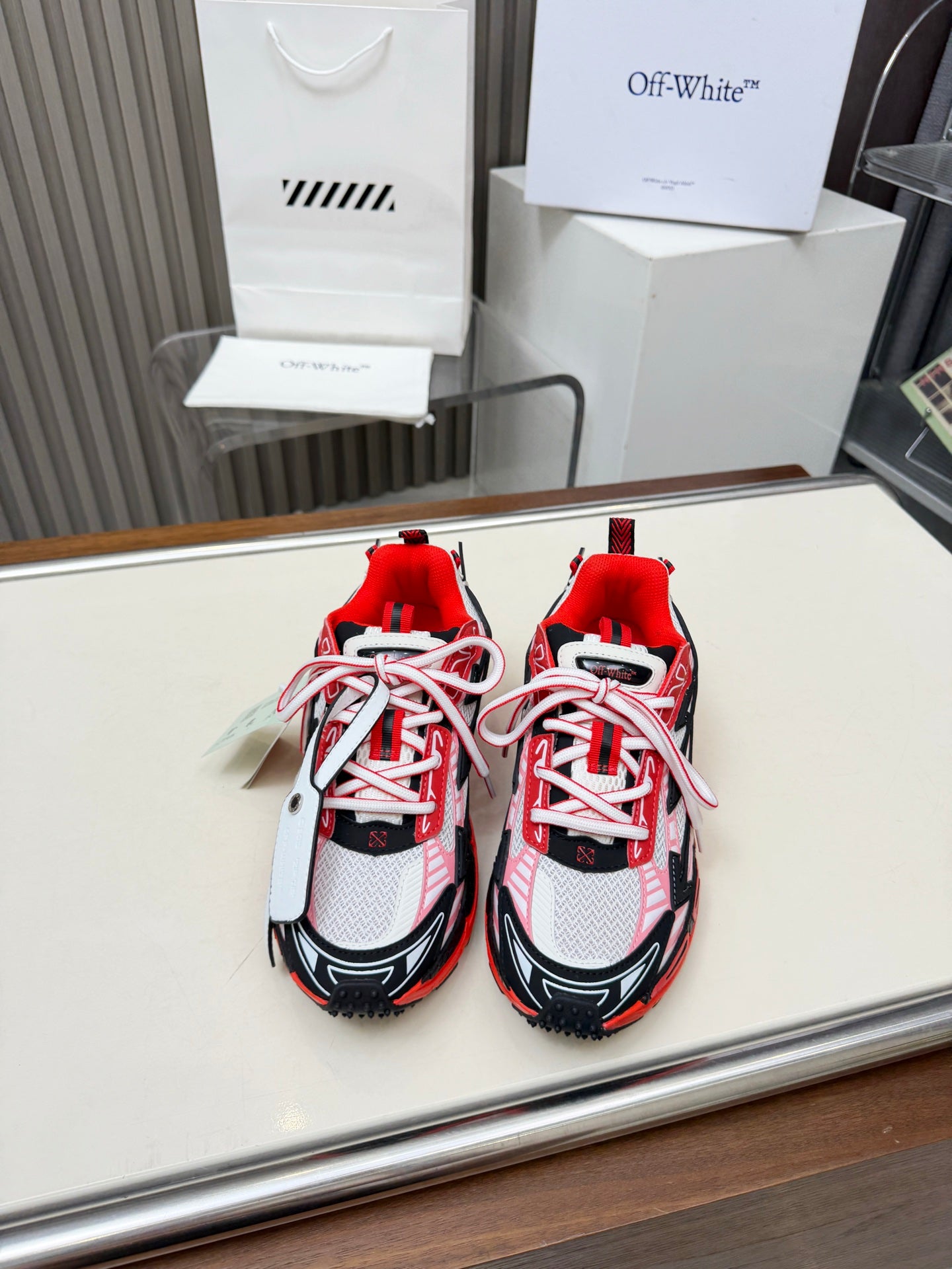 Off  New Men's and Women's Hiking Shoes