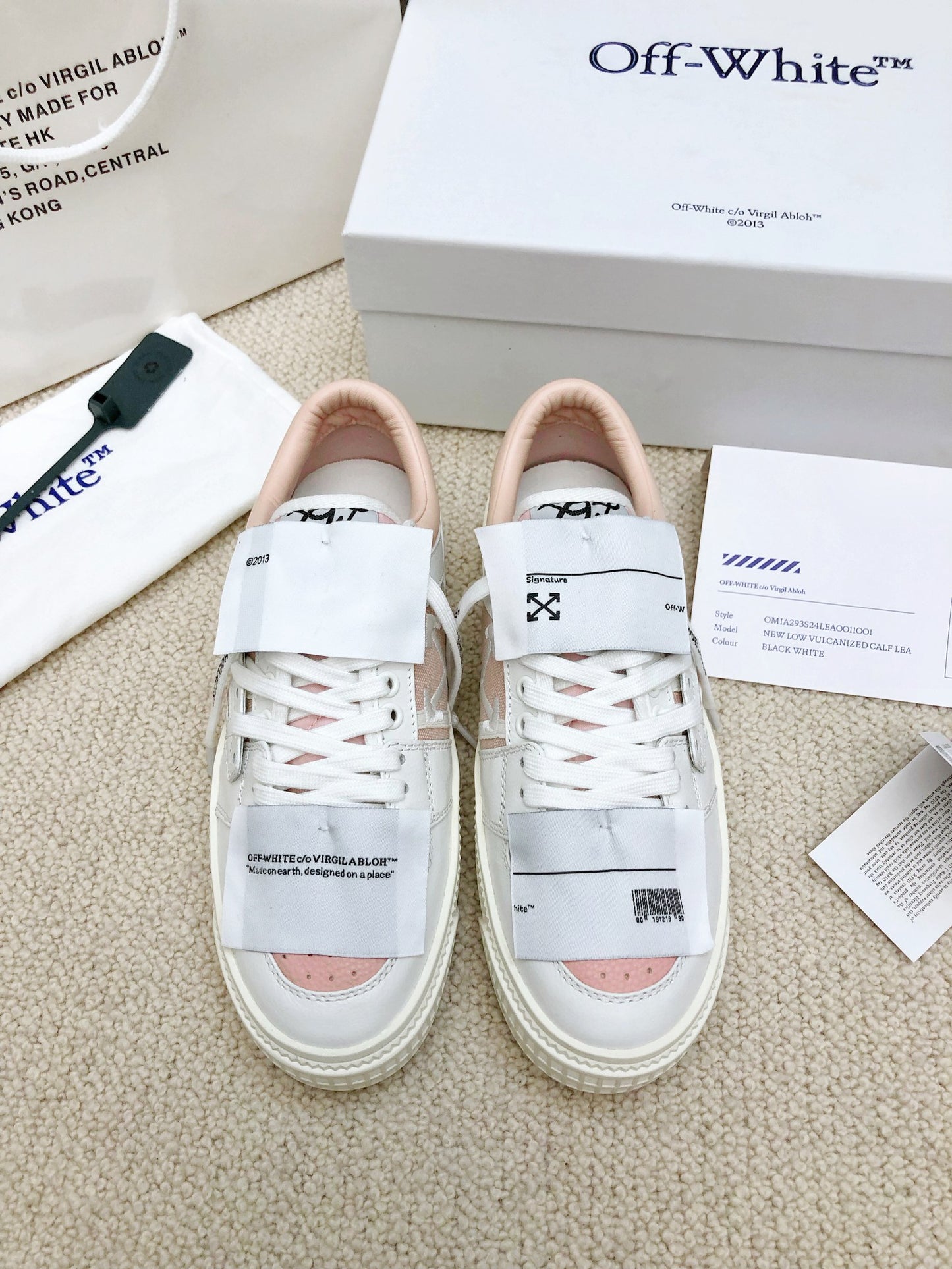 Off  Classic casual shoes